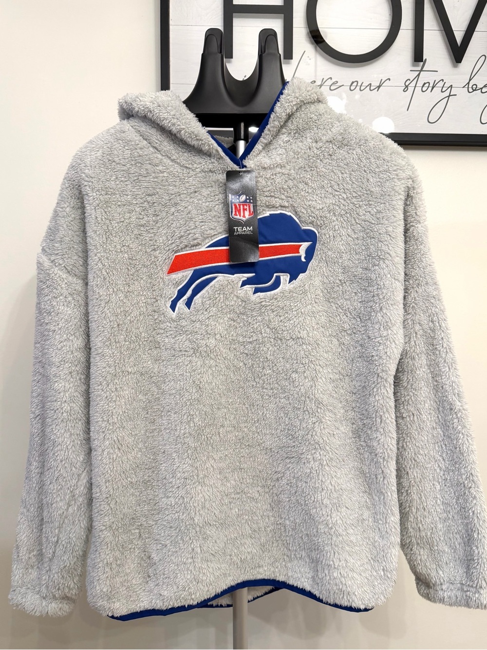 NWT Women Small Buffalo Bills Gray Ultimate Teddy Fleece Pullover Hoodie